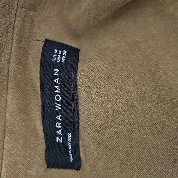 Lovely Coat.  A must for your Fall and Winter essentials!! - Picture 6 of 9